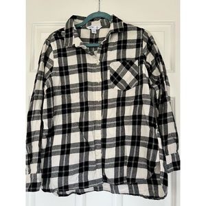 Black and white plaid lightweight flannel